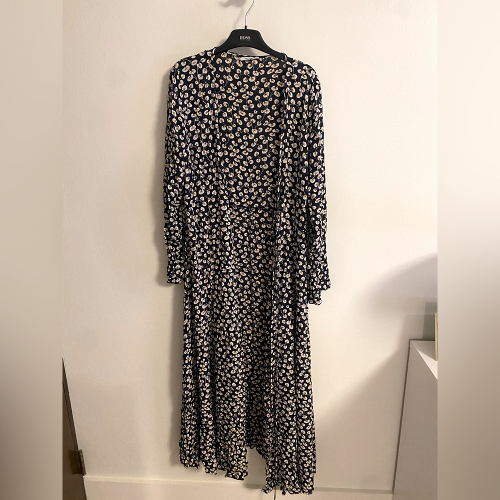 Ganni floral wrap dress!(as seen on Selena gomez!)